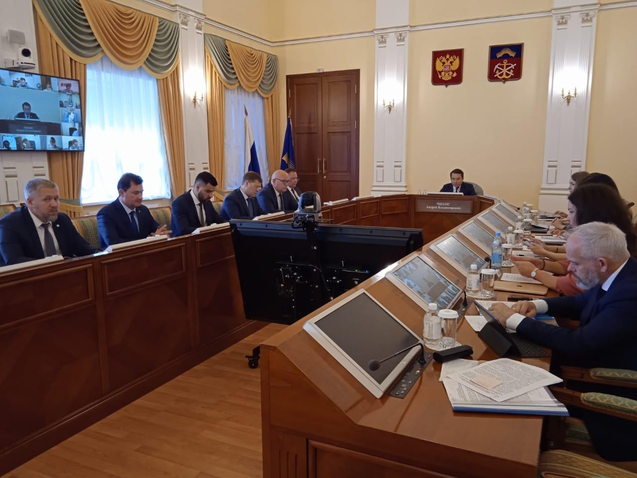 Эрик Хисматуллин и Надежда Аксенова назначены вице-губернаторами Мурманской области